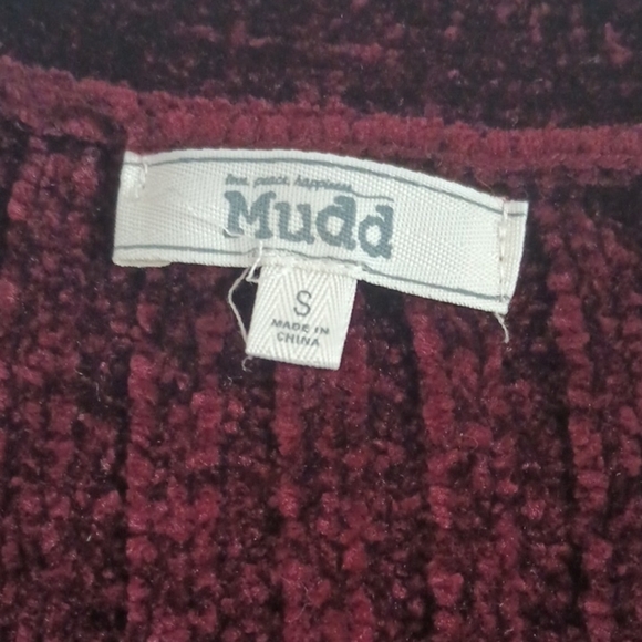 Mudd Y2K Burgundy Velvet Sweater Cardigan Women's Size Small Front Pockets Cozy - Picture 2 of 7